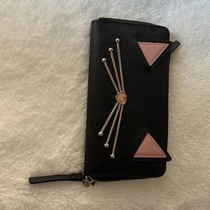 Kate Spade Zipped Wallet